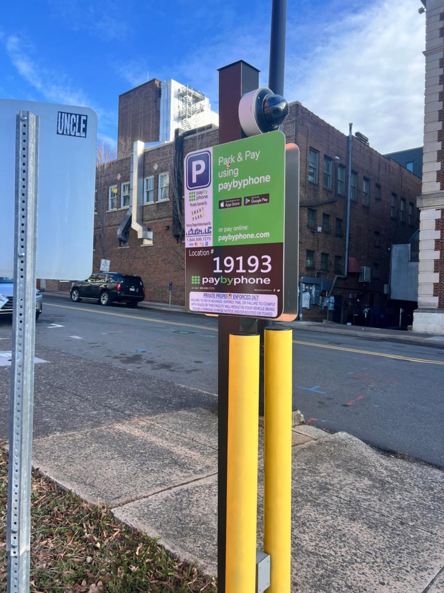 Entire Condo In Downtown Winston Εξωτερικό φωτογραφία